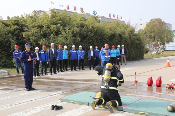 李合军带队到星空官方网站督导“我是状元”职工职业技能竞赛活动 (1)_副本.jpg